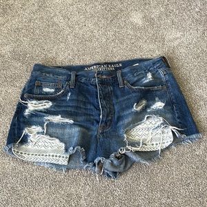 American Eagle High Rise Festival Shorts